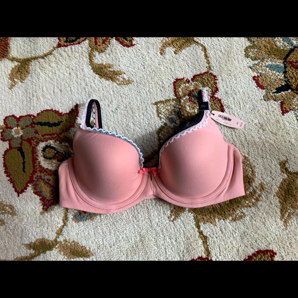 VS Body by Victoria 32D